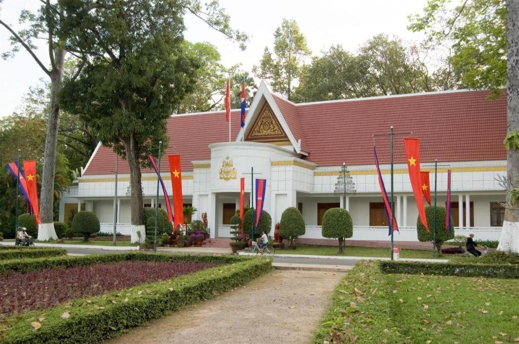 Ry'S Lotus Resort D'Angkor Siem Reap Exteriör bild